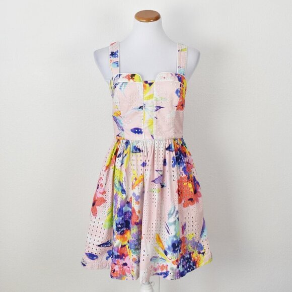 Trina Turk Dresses & Skirts - Trina Turk Elin Eyelet Fit and Flare Dress - 6